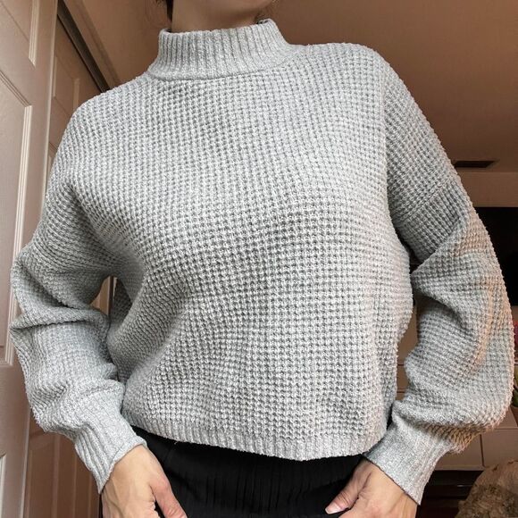 Hollister Co. Women's Gray Mock Neck Sweater – Size Small – Recycled Blend - Picture 1 of 8